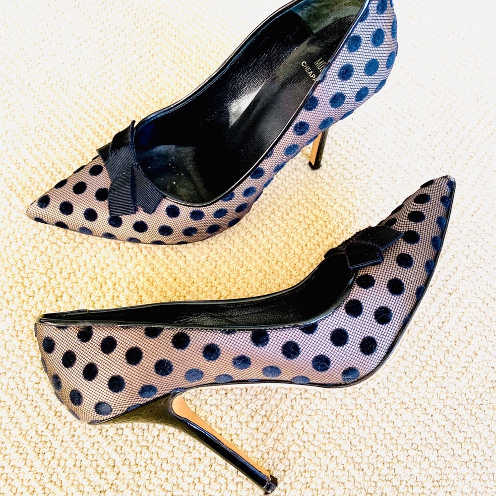 MOSCHINO Polka Dot Black Tuxedo Satin Pumps 38.5